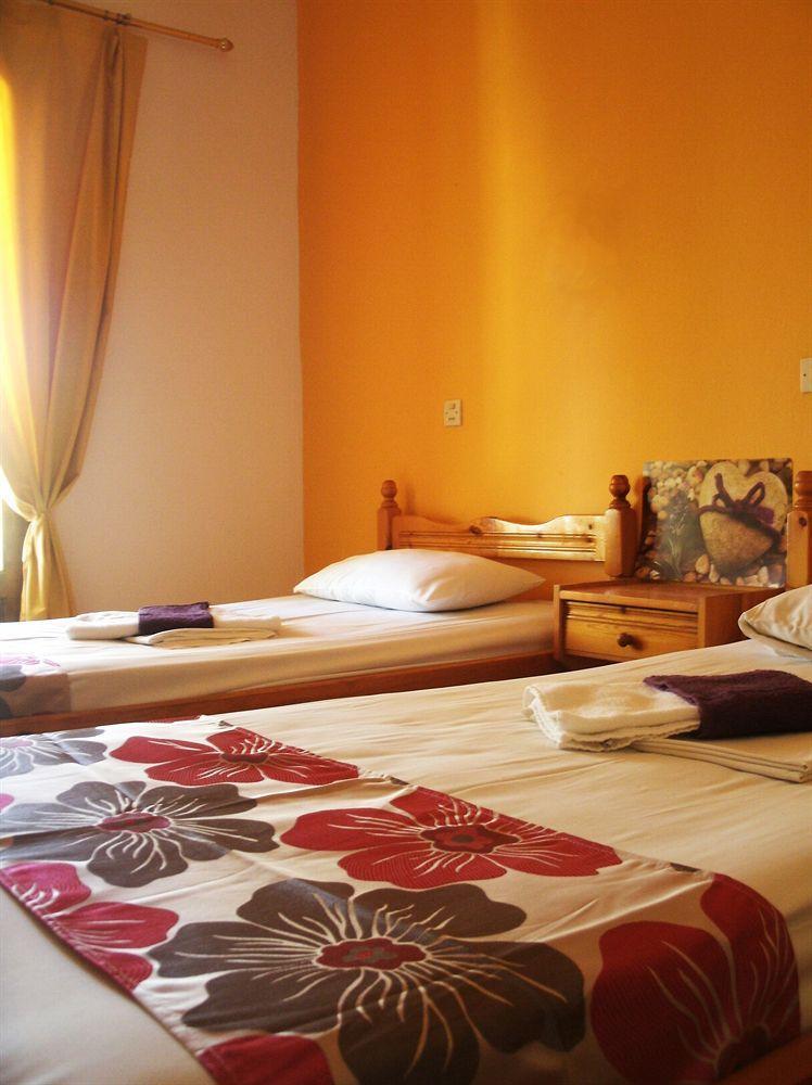 Athina Lejlighedshotel Kávos Eksteriør billede