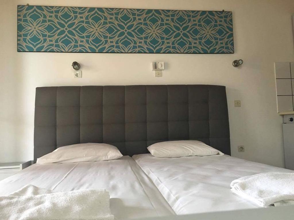 Athina Lejlighedshotel Kávos Eksteriør billede